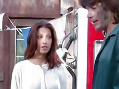 Многожильный автомобилиста бүтүмдөрдү киску оңдоо үчүн